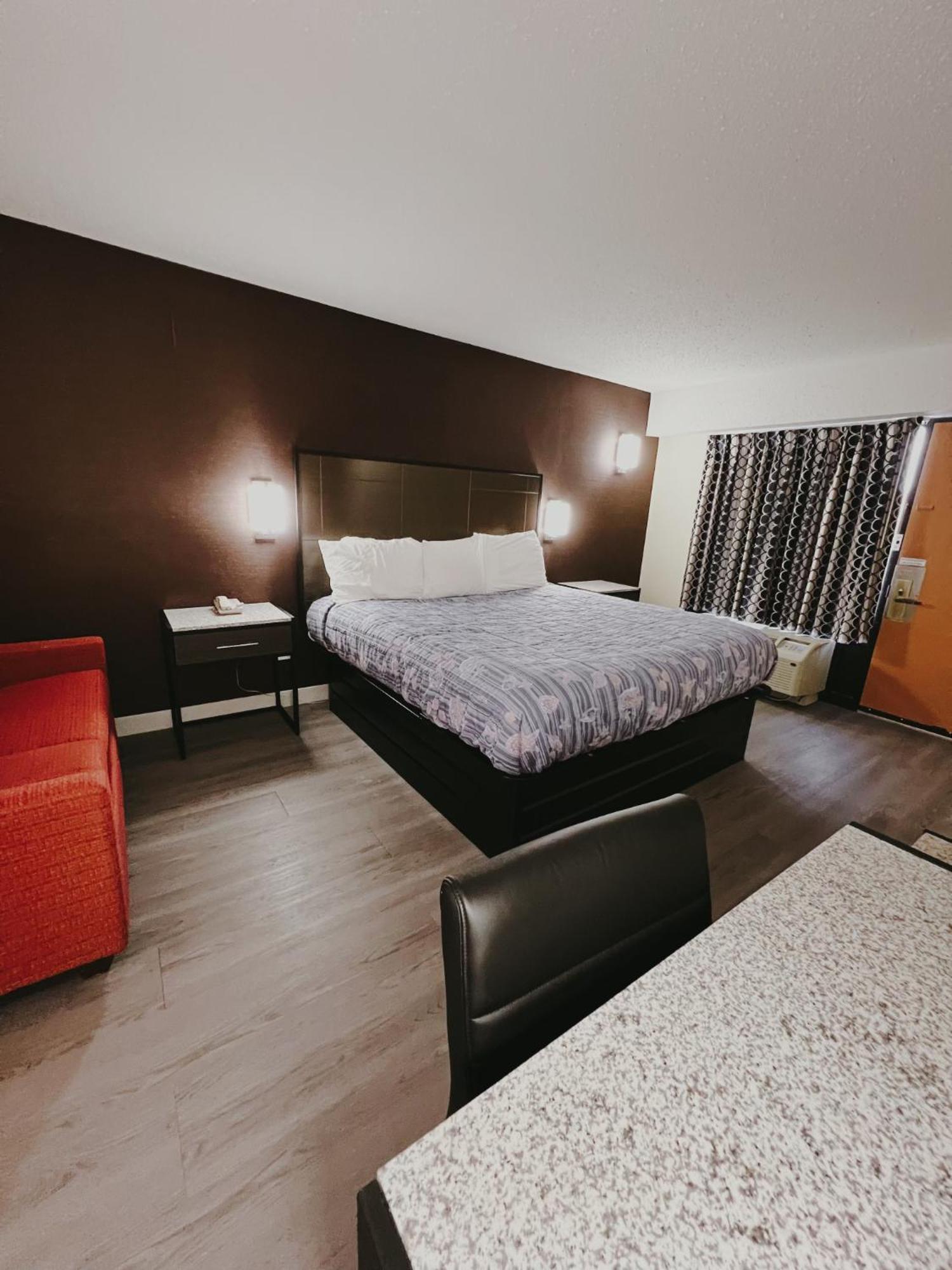 Travel Inn New Castle Airport Extérieur photo