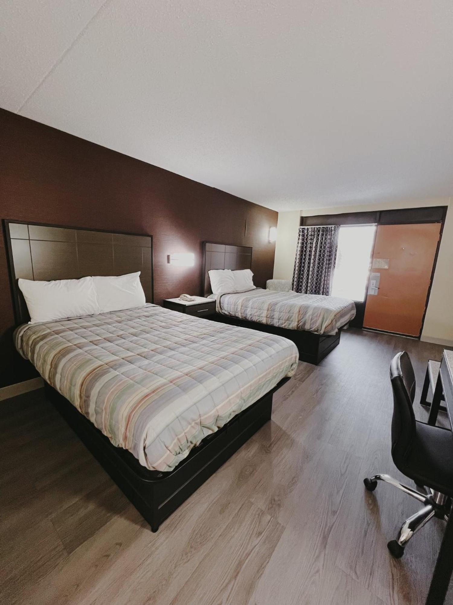 Travel Inn New Castle Airport Extérieur photo