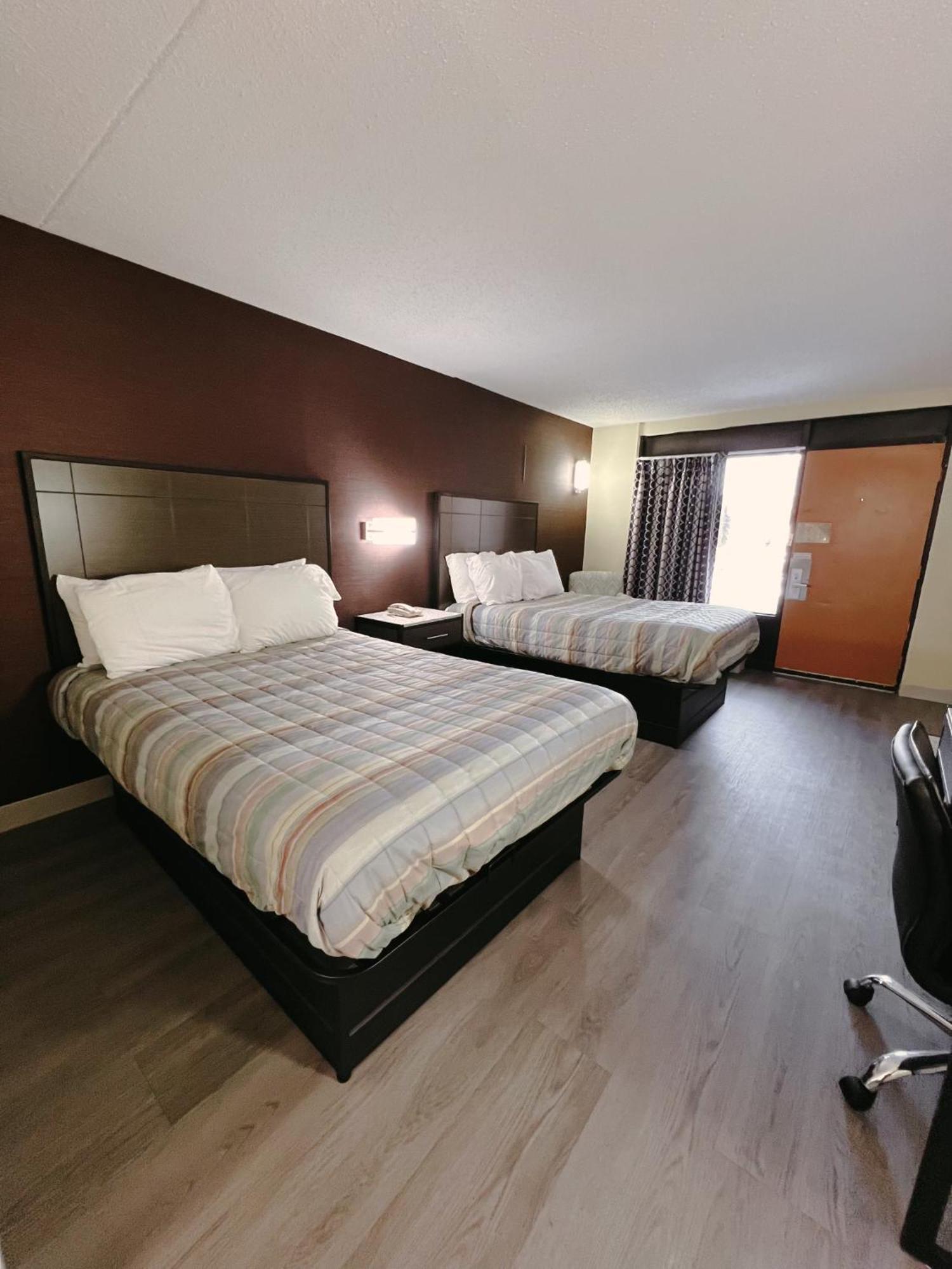Travel Inn New Castle Airport Extérieur photo